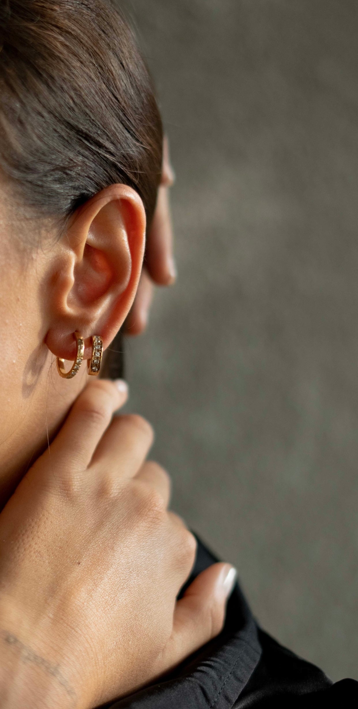 18k Zirconia Queenie hoops