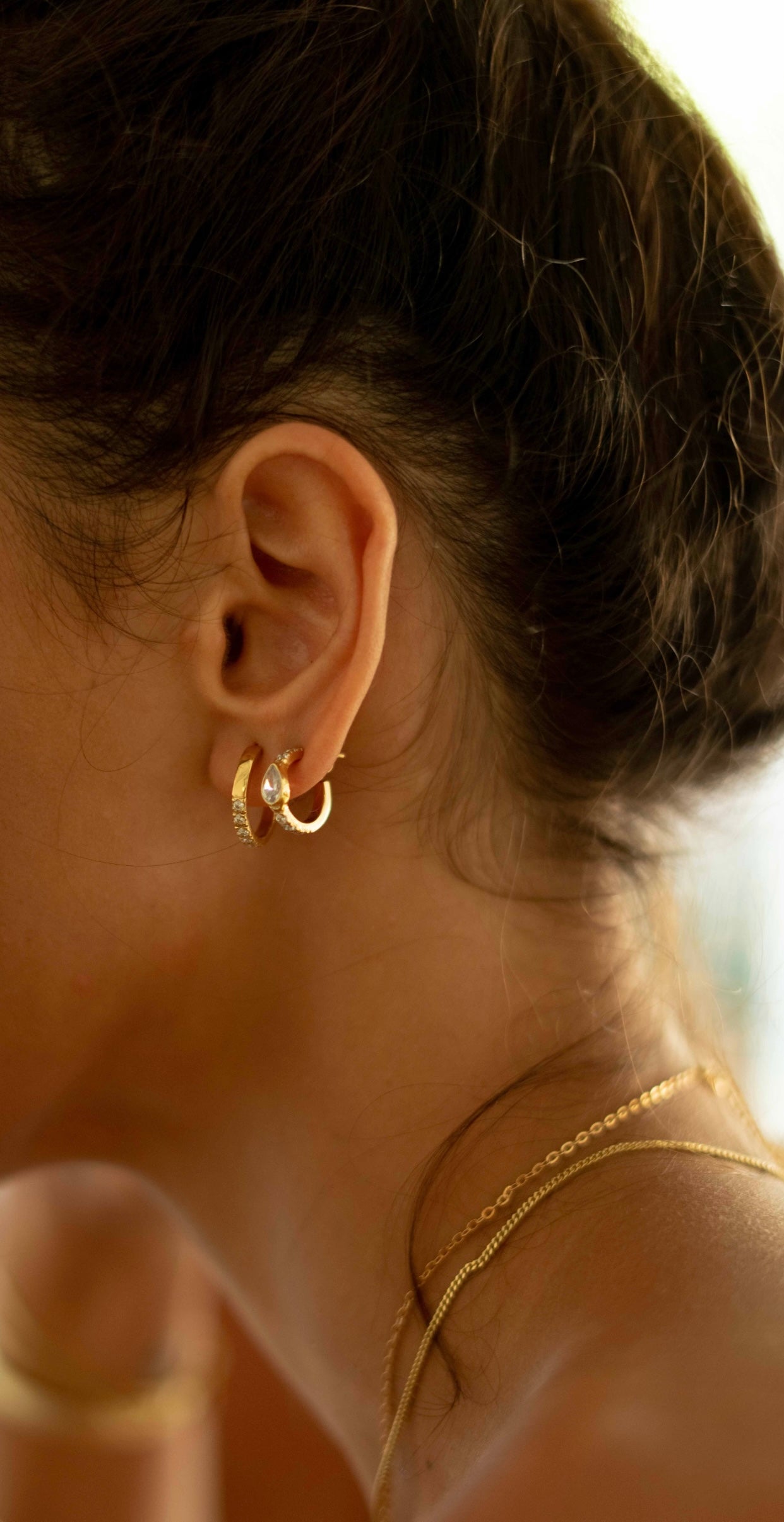 18k Zirconia Soul Huggies