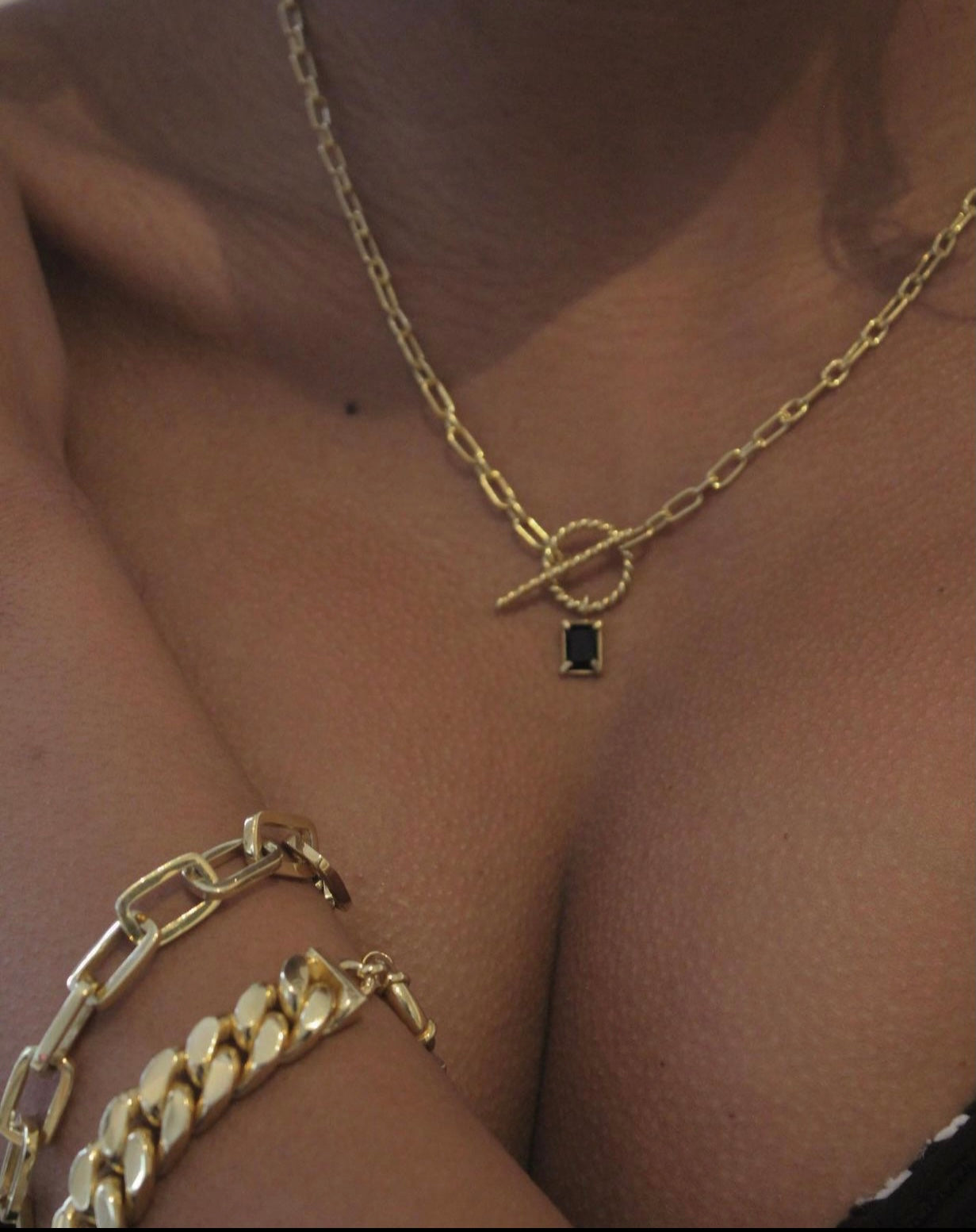 18K Gold Plated Onyx Stone Link Necklace with 47cm chain